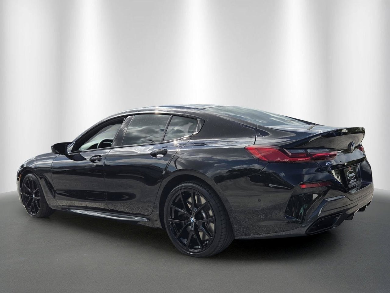 2026 BMW 8 Series M850i