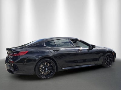 2026 BMW 8 Series M850i