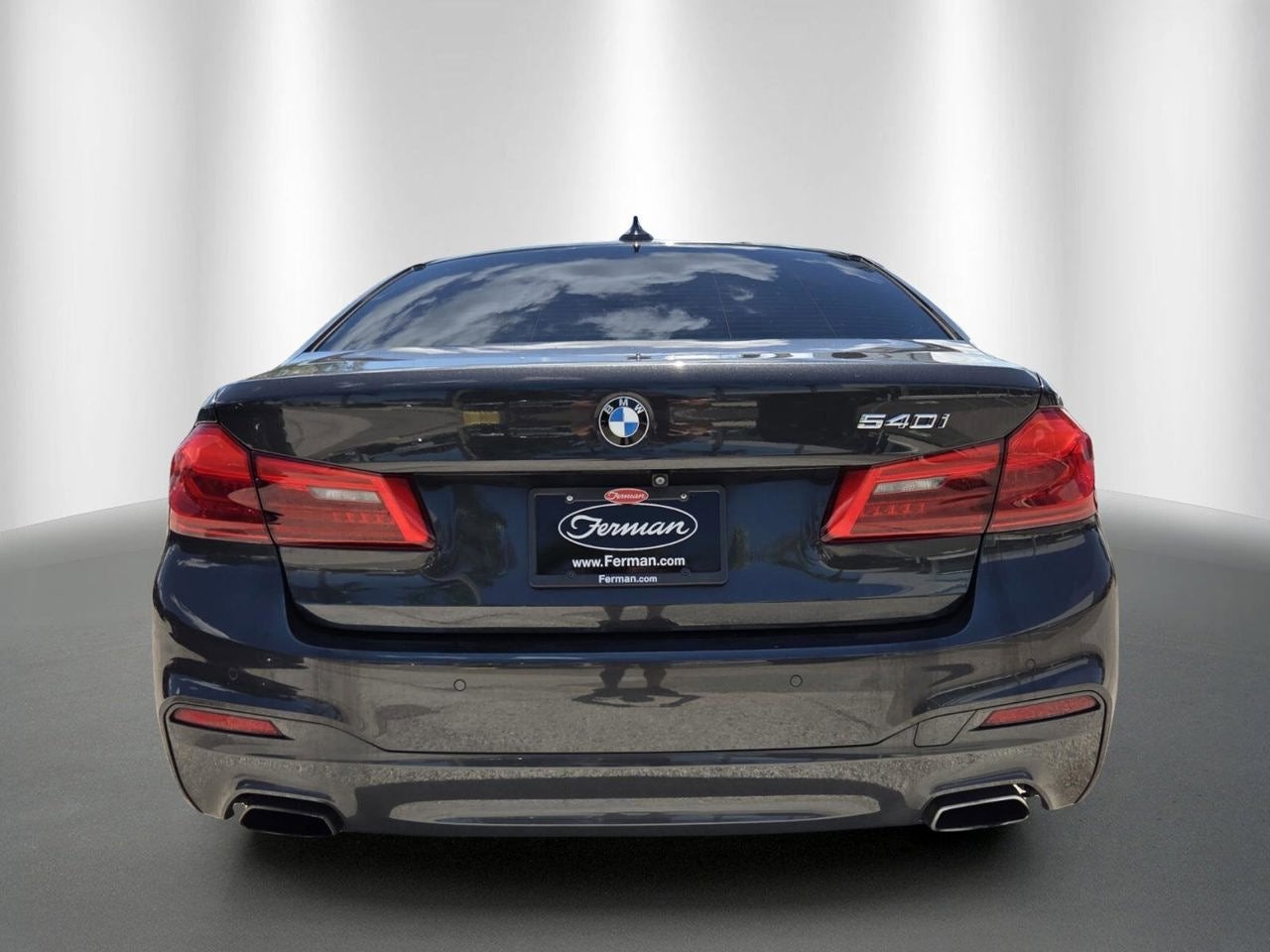 2019 BMW 5 Series 540i