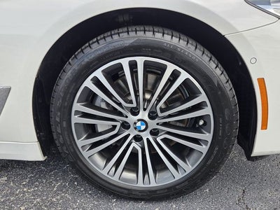 2019 BMW 5 Series 540i