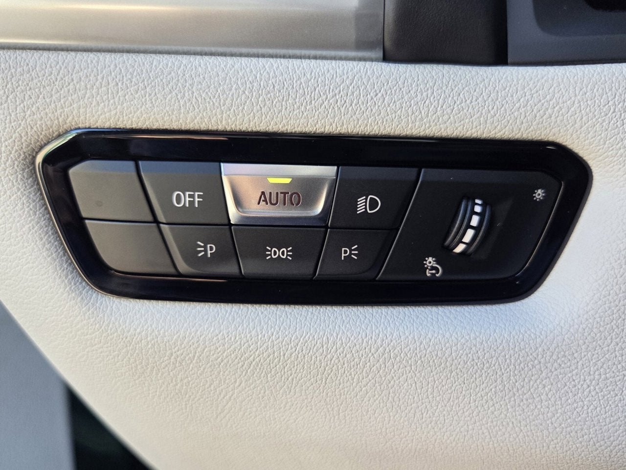 2025 BMW M8 Competition