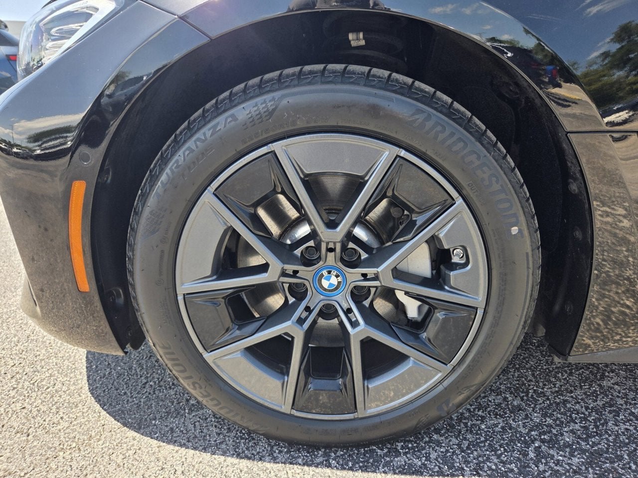 2023 BMW i4 eDrive35