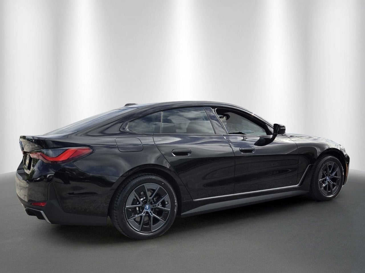 2023 BMW i4 eDrive35