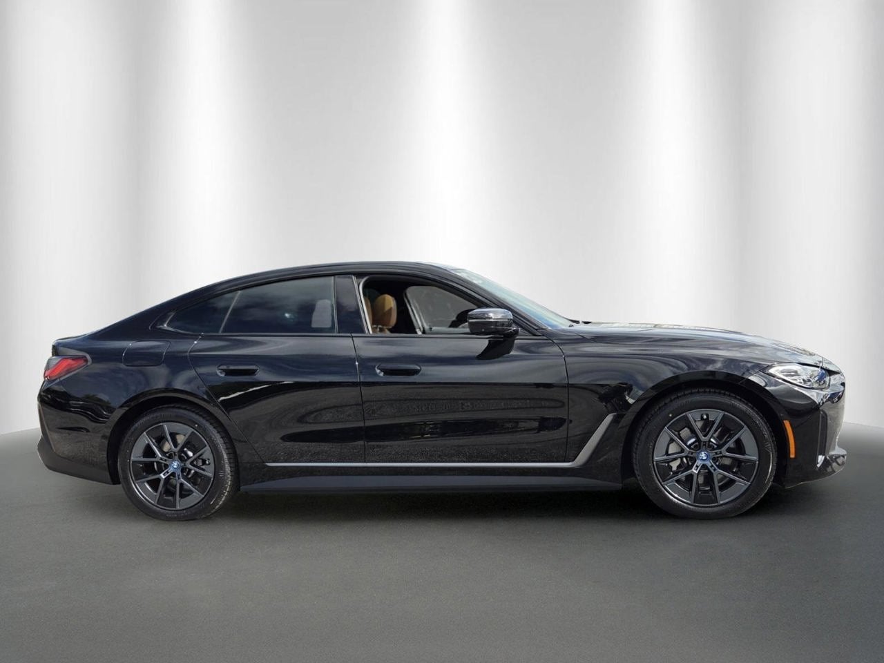 2023 BMW i4 eDrive35