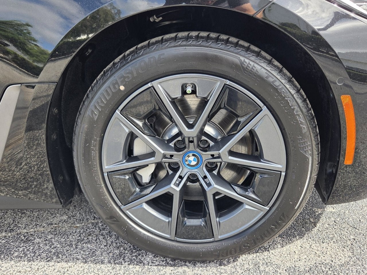 2023 BMW i4 eDrive35