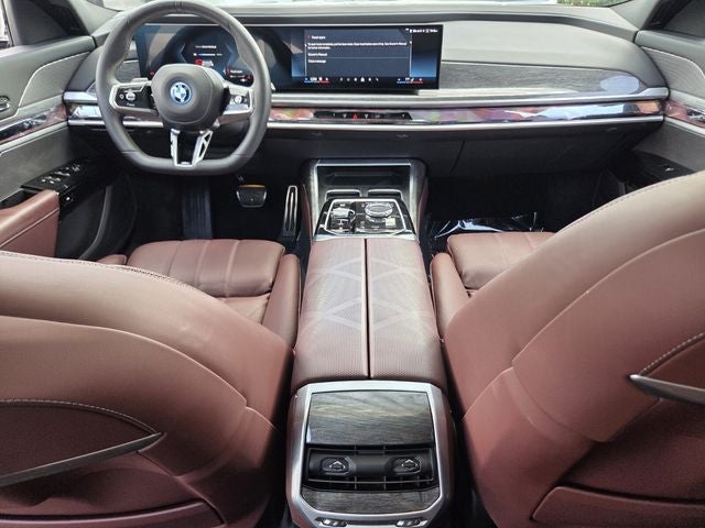 2025 BMW i7 xDrive60