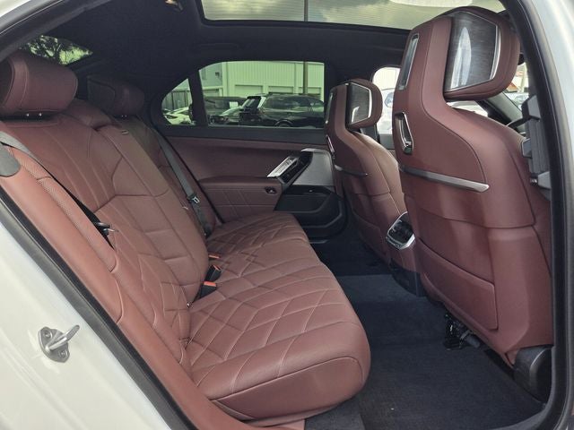 2025 BMW i7 xDrive60