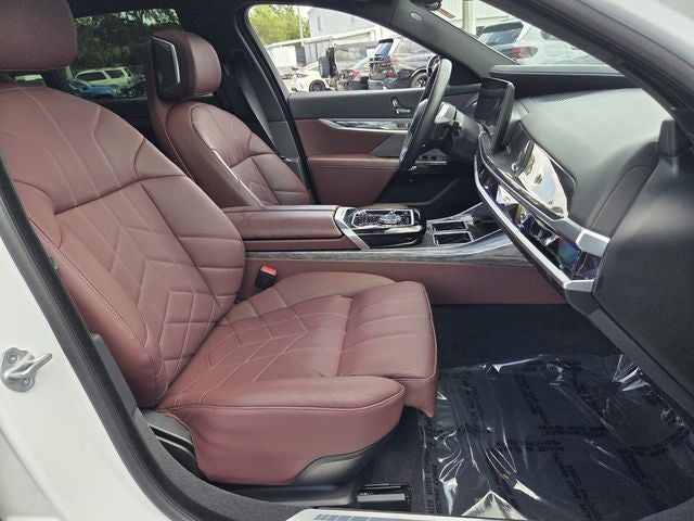 2025 BMW i7 xDrive60