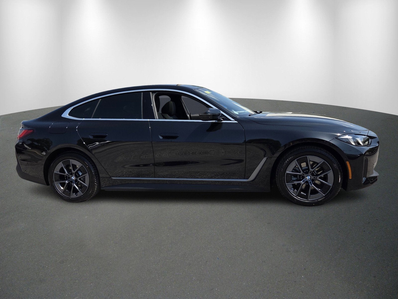 2026 BMW i4 eDrive40