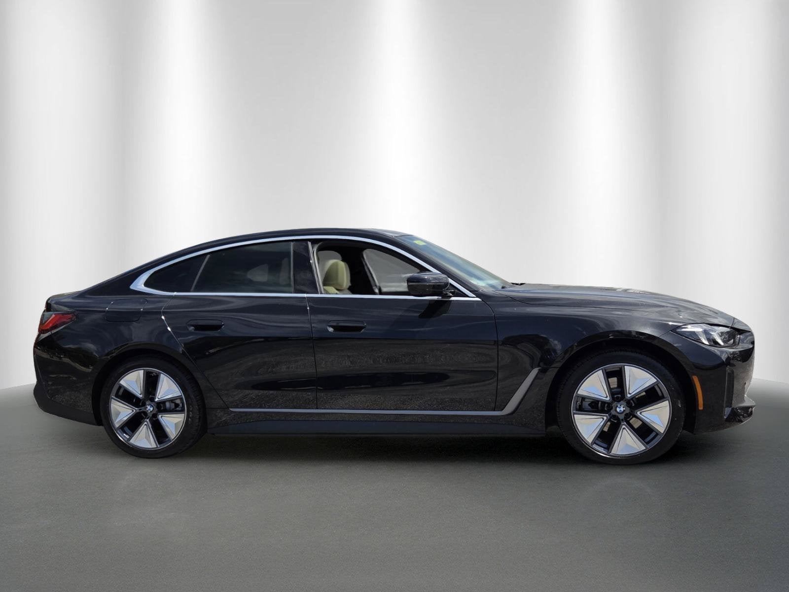2026 BMW i4 eDrive40