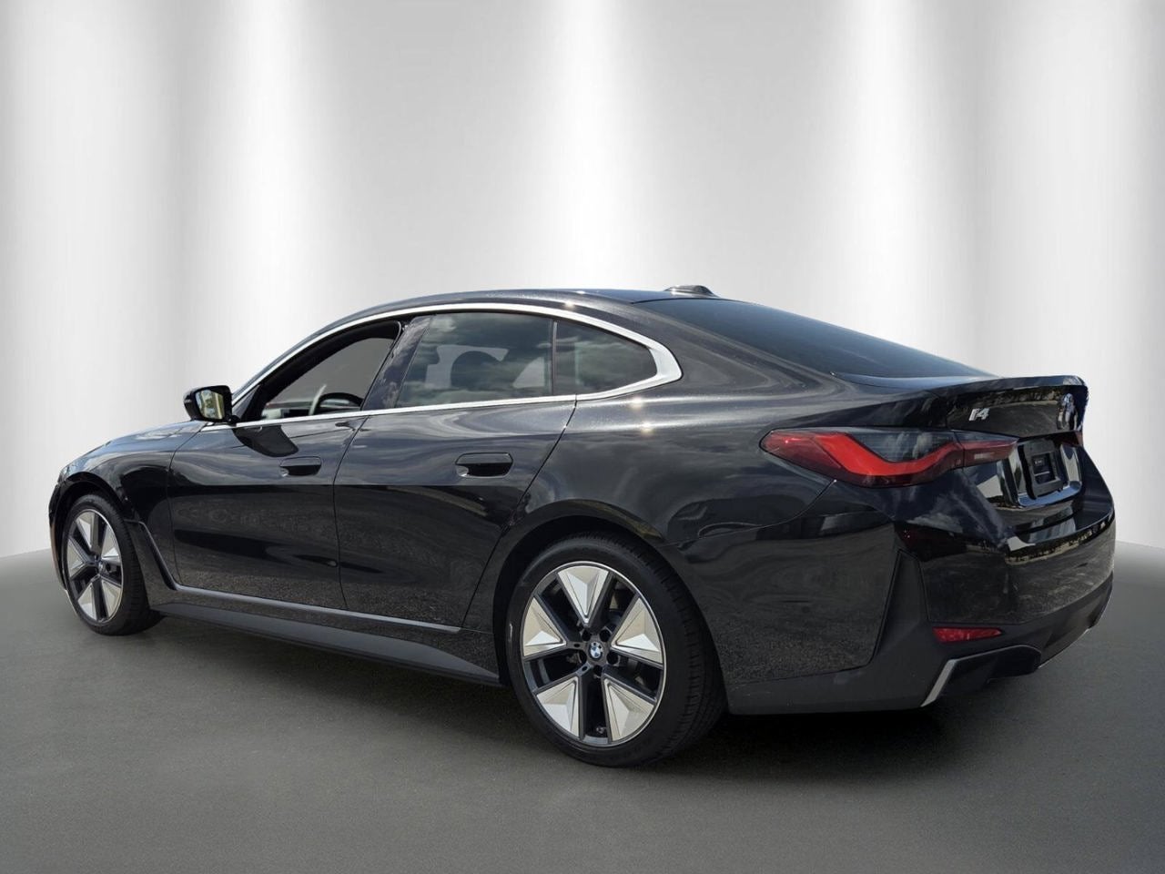 2026 BMW i4 eDrive40