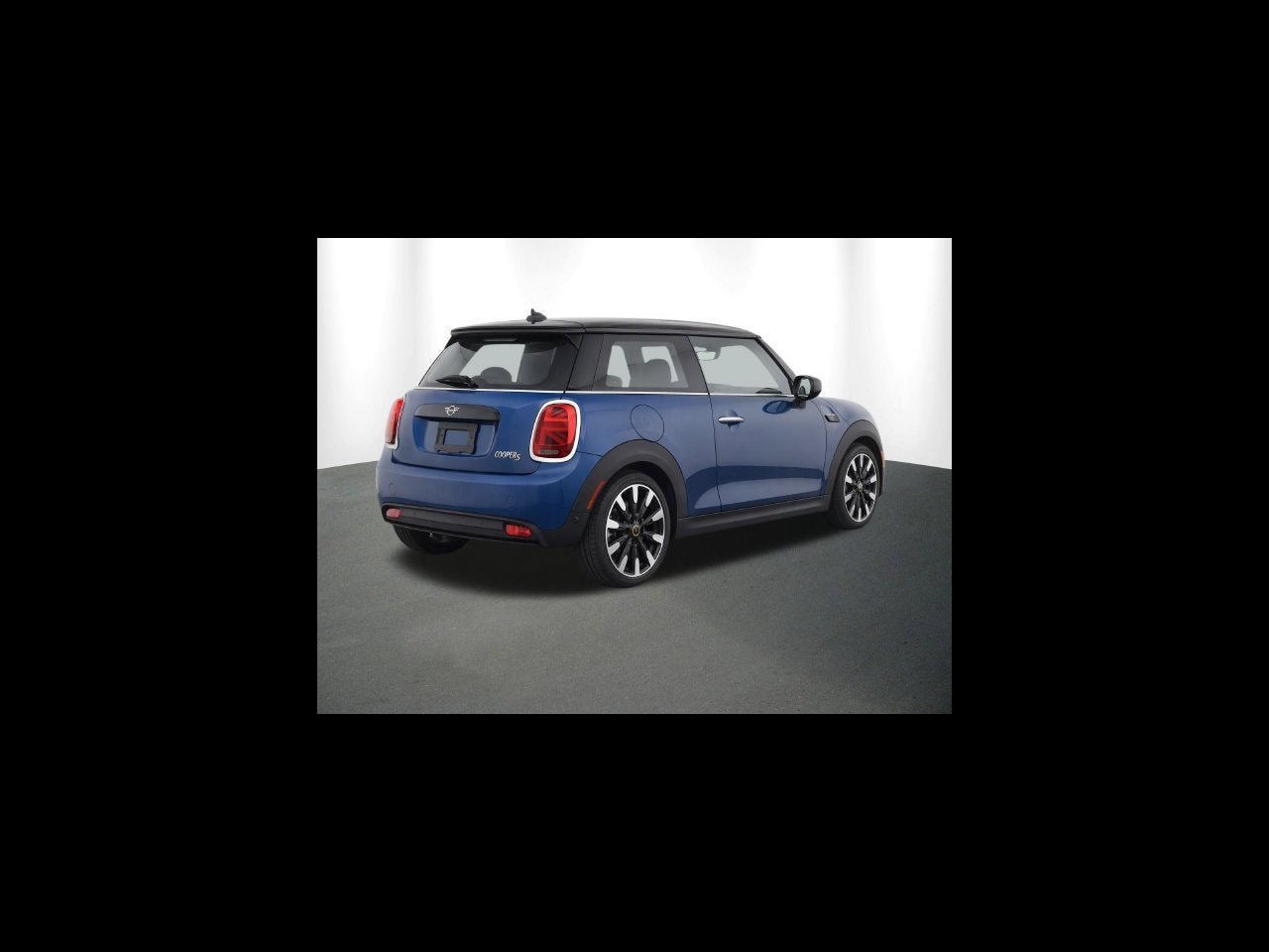 2024 MINI HARDTOP 2 DOOR Signature