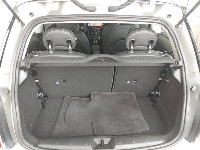 2024 MINI HARDTOP 2 DOOR Signature
