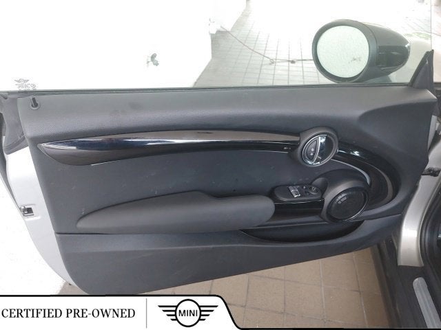 2024 MINI HARDTOP 2 DOOR Signature