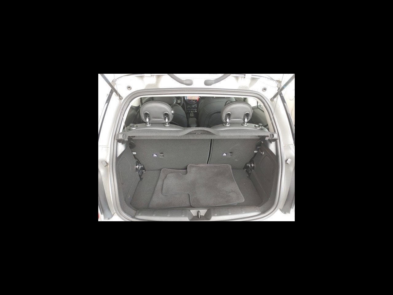 2024 MINI HARDTOP 2 DOOR Signature