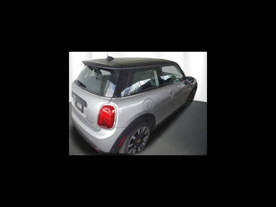 2024 MINI HARDTOP 2 DOOR Signature