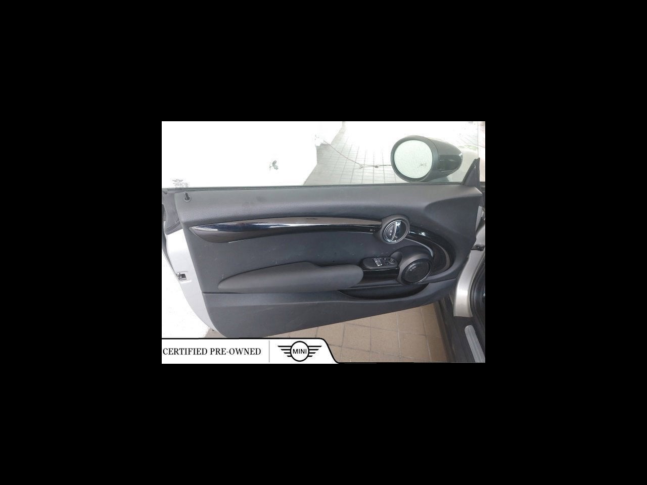 2024 MINI HARDTOP 2 DOOR Signature