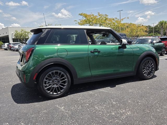 2026 MINI 2 DOOR SIGNATURE PLUS
