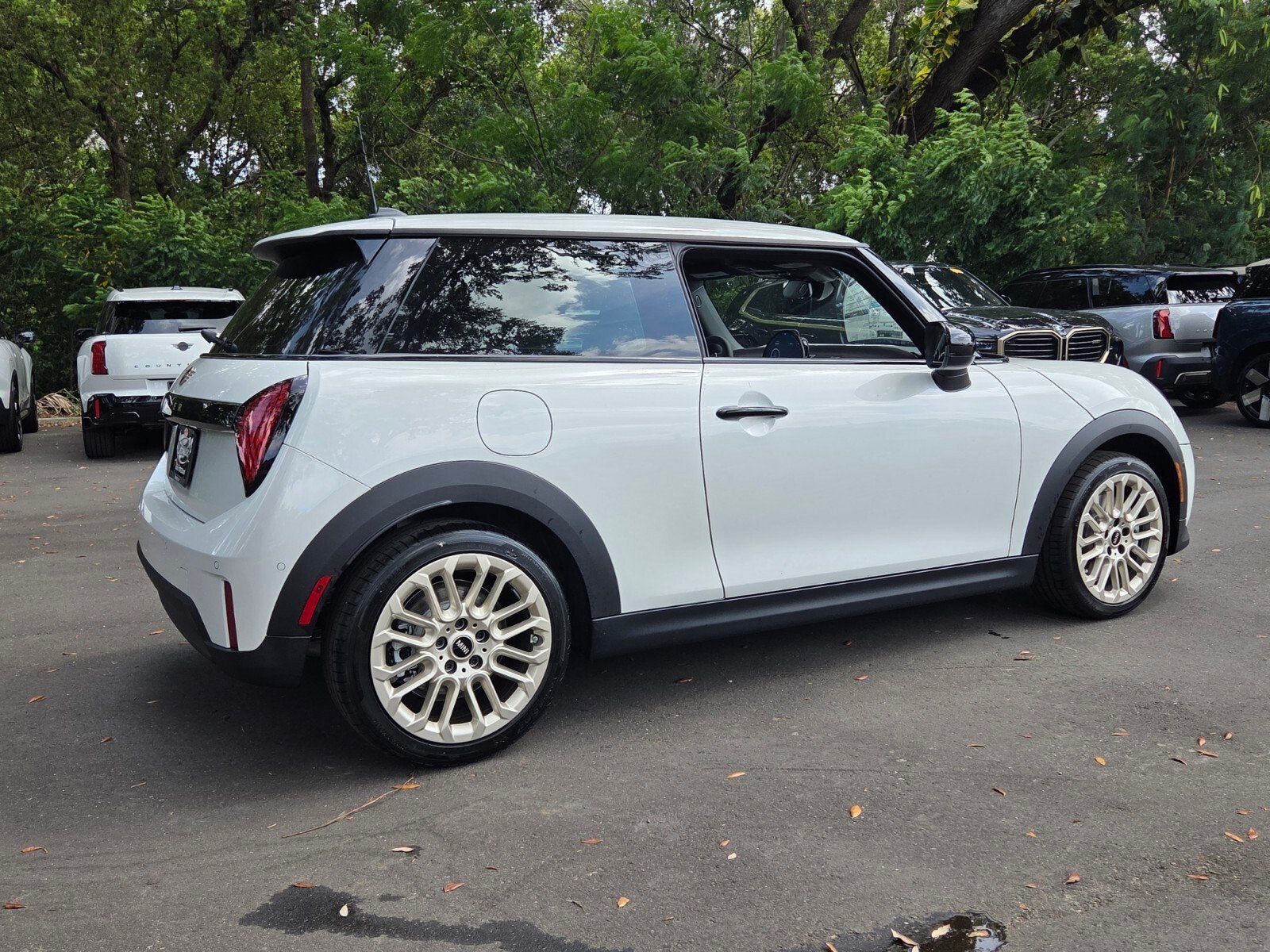 2026 MINI 2 DOOR SIGNATURE PLUS