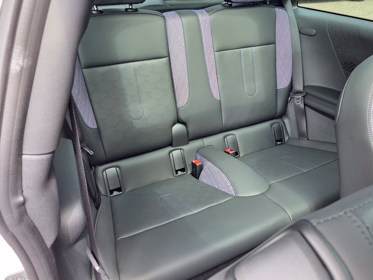 2026 MINI 2 DOOR SIGNATURE PLUS