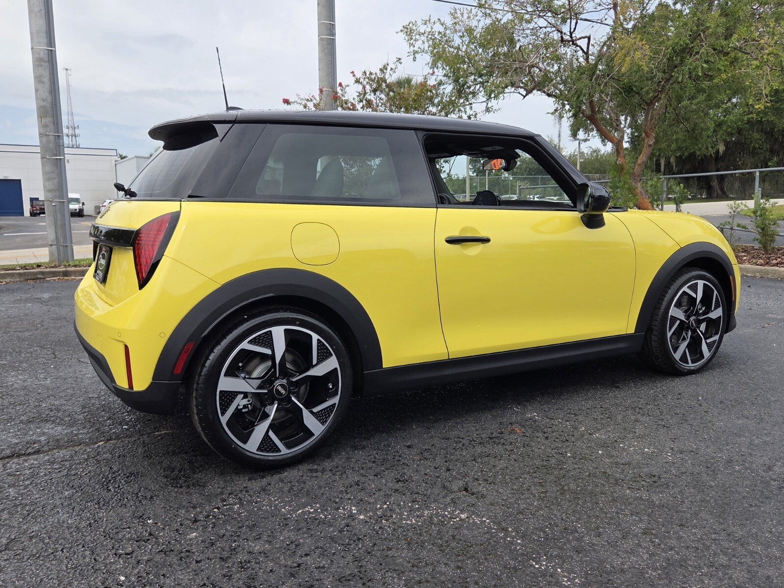 2026 MINI 2 DOOR Cooper Oxford Edition
