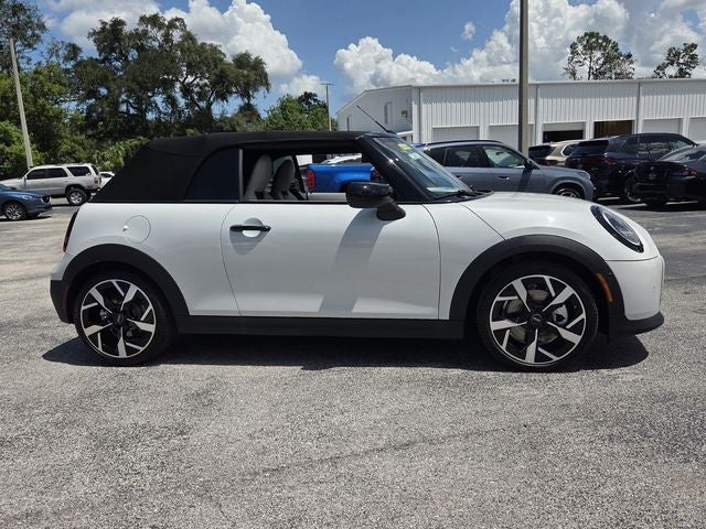 2026 MINI CONVERTIBLE SIGNATURE PLUS