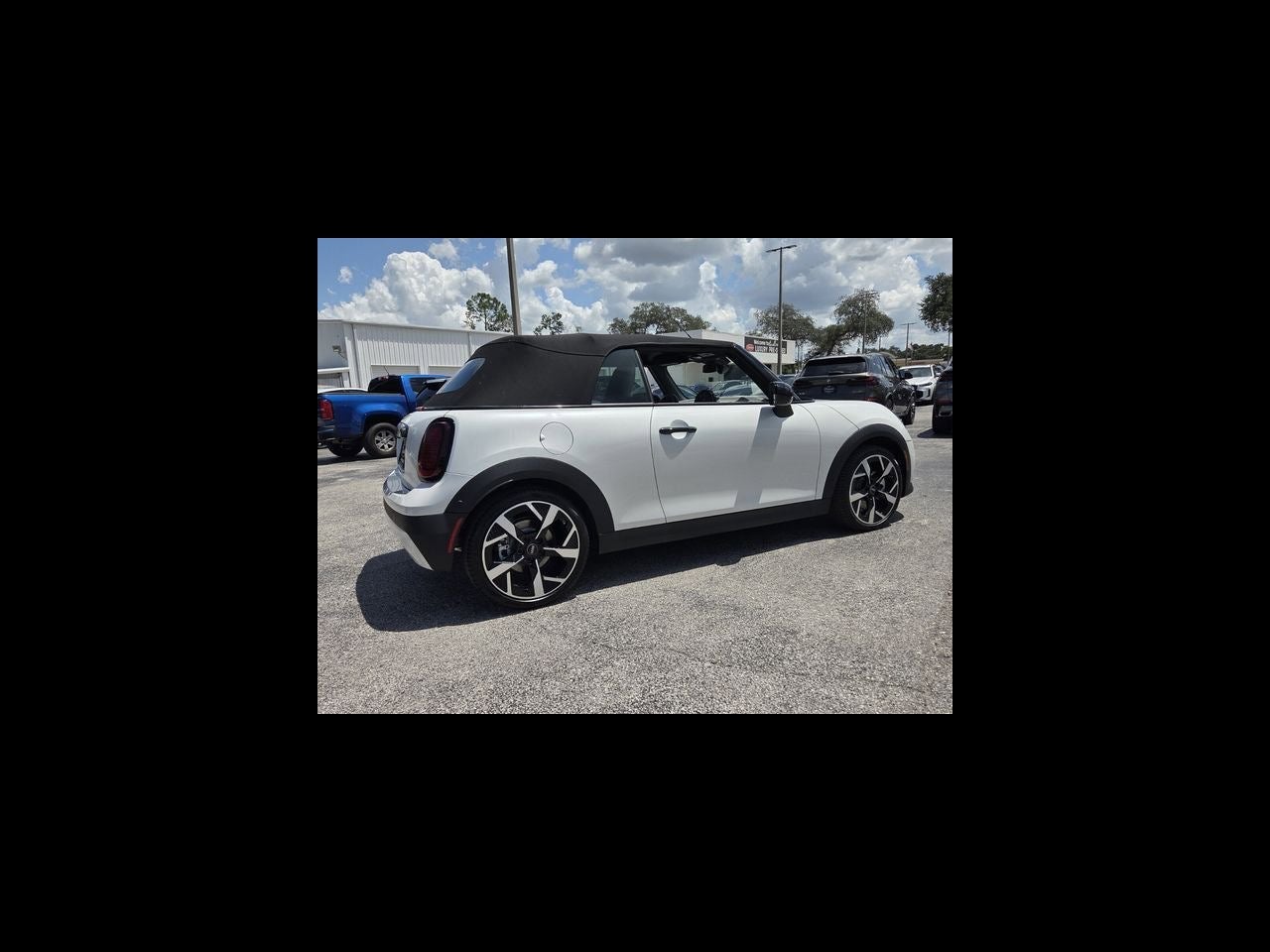 2026 MINI CONVERTIBLE SIGNATURE PLUS