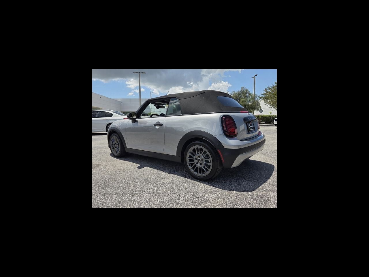 2026 MINI CONVERTIBLE ICONIC