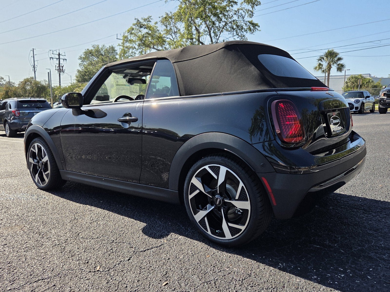2026 MINI CONVERTIBLE SIGNATURE PLUS