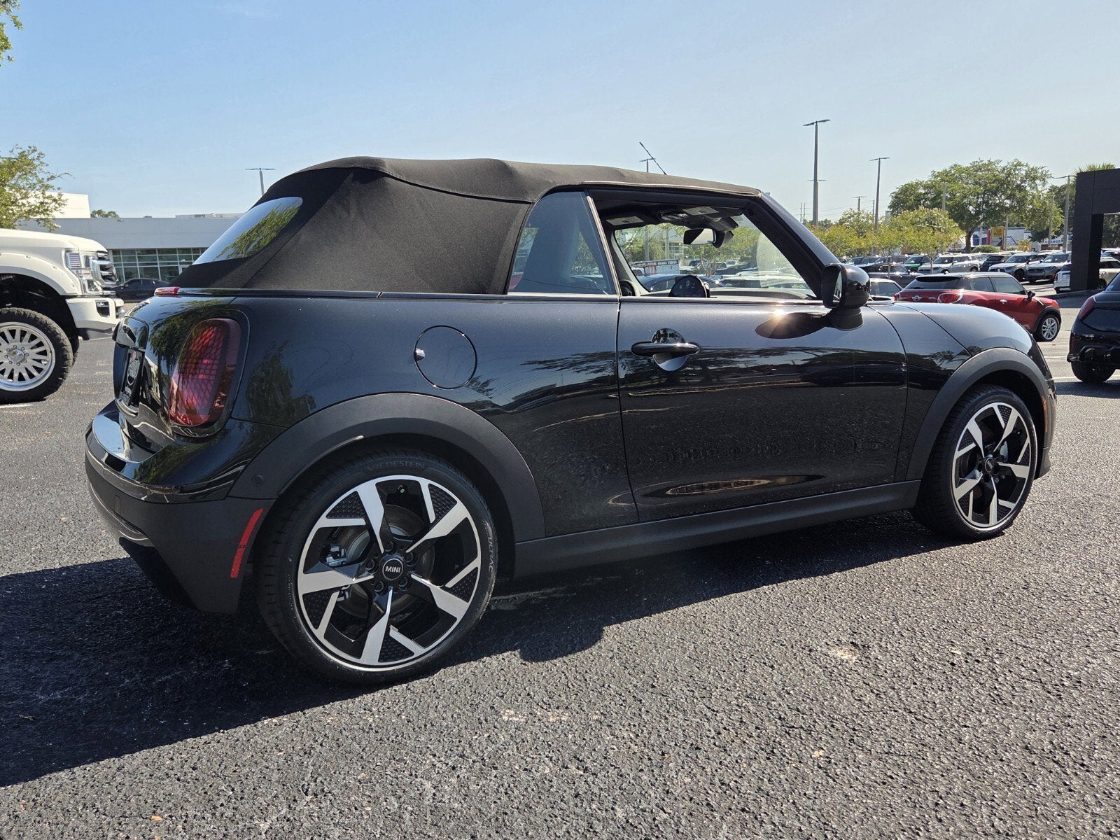 2026 MINI CONVERTIBLE SIGNATURE PLUS