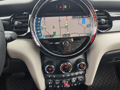 2022 MINI CONVERTIBLE ICONIC