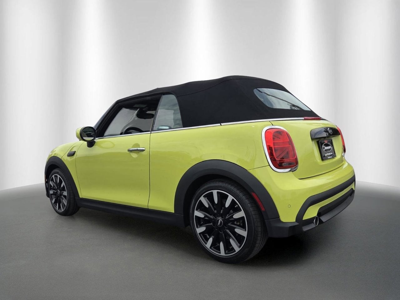 2022 MINI CONVERTIBLE ICONIC