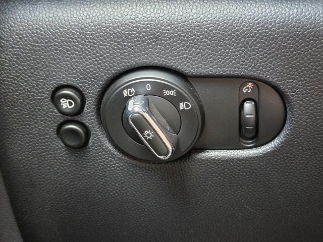 2023 MINI CONVERTIBLE Signature