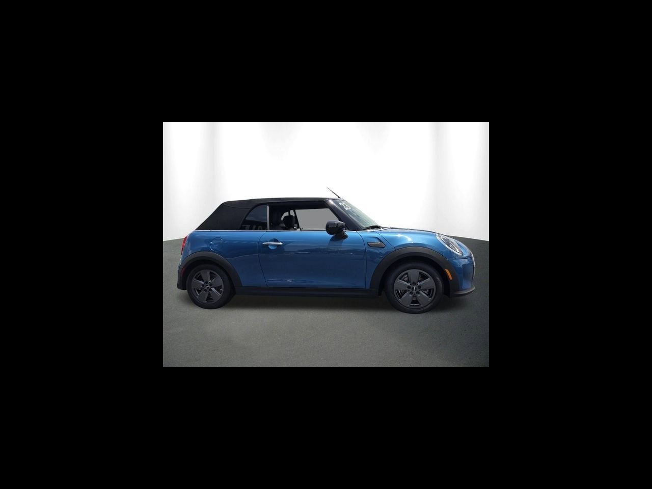2023 MINI CONVERTIBLE Signature