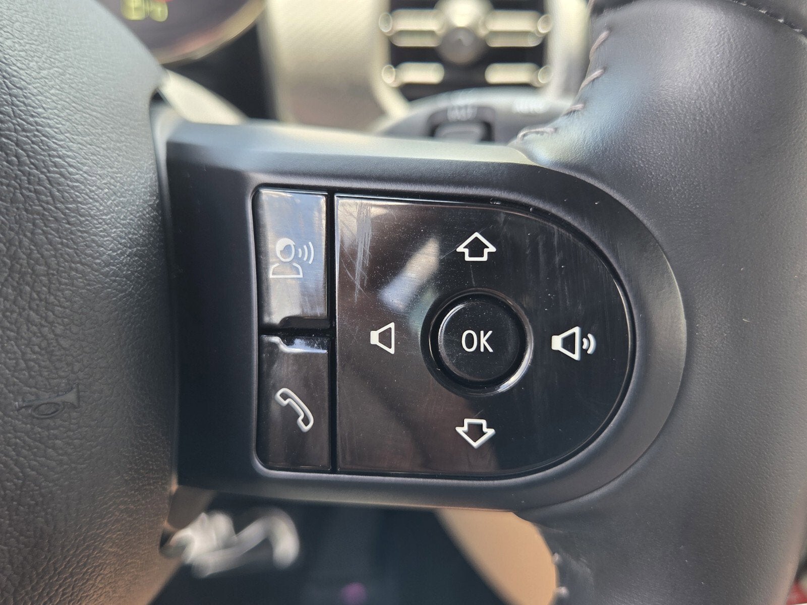 2022 MINI CONVERTIBLE ICONIC