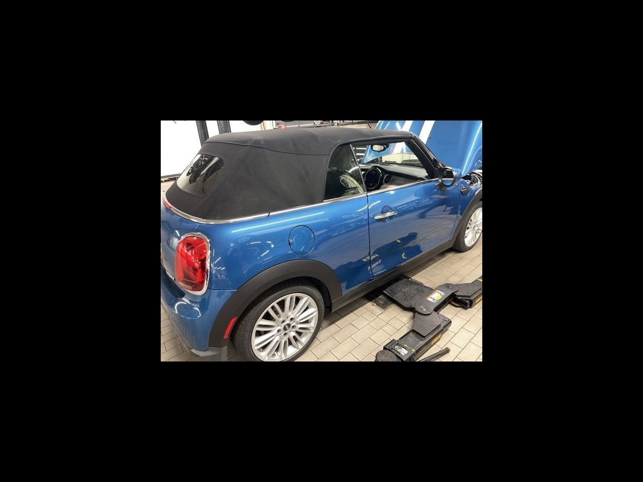 2022 MINI CONVERTIBLE Cooper
