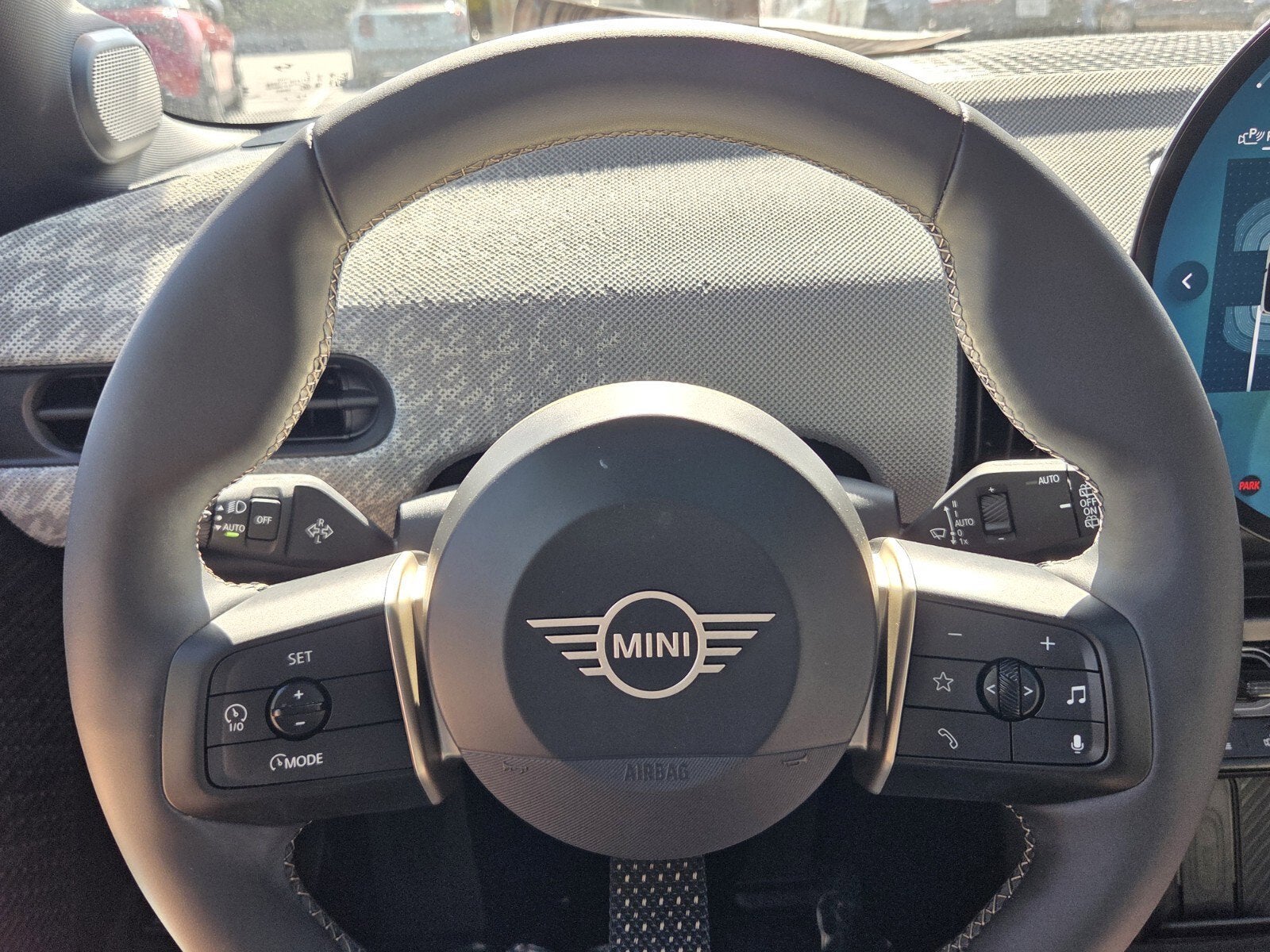 2025 MINI Hardtop 2 Door Signature Plus