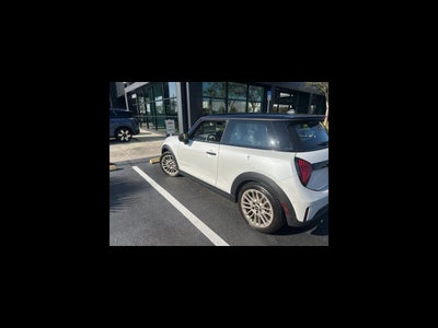 2025 MINI HARDTOP 2 DOOR Signature Plus