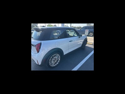2025 MINI HARDTOP 2 DOOR Signature Plus