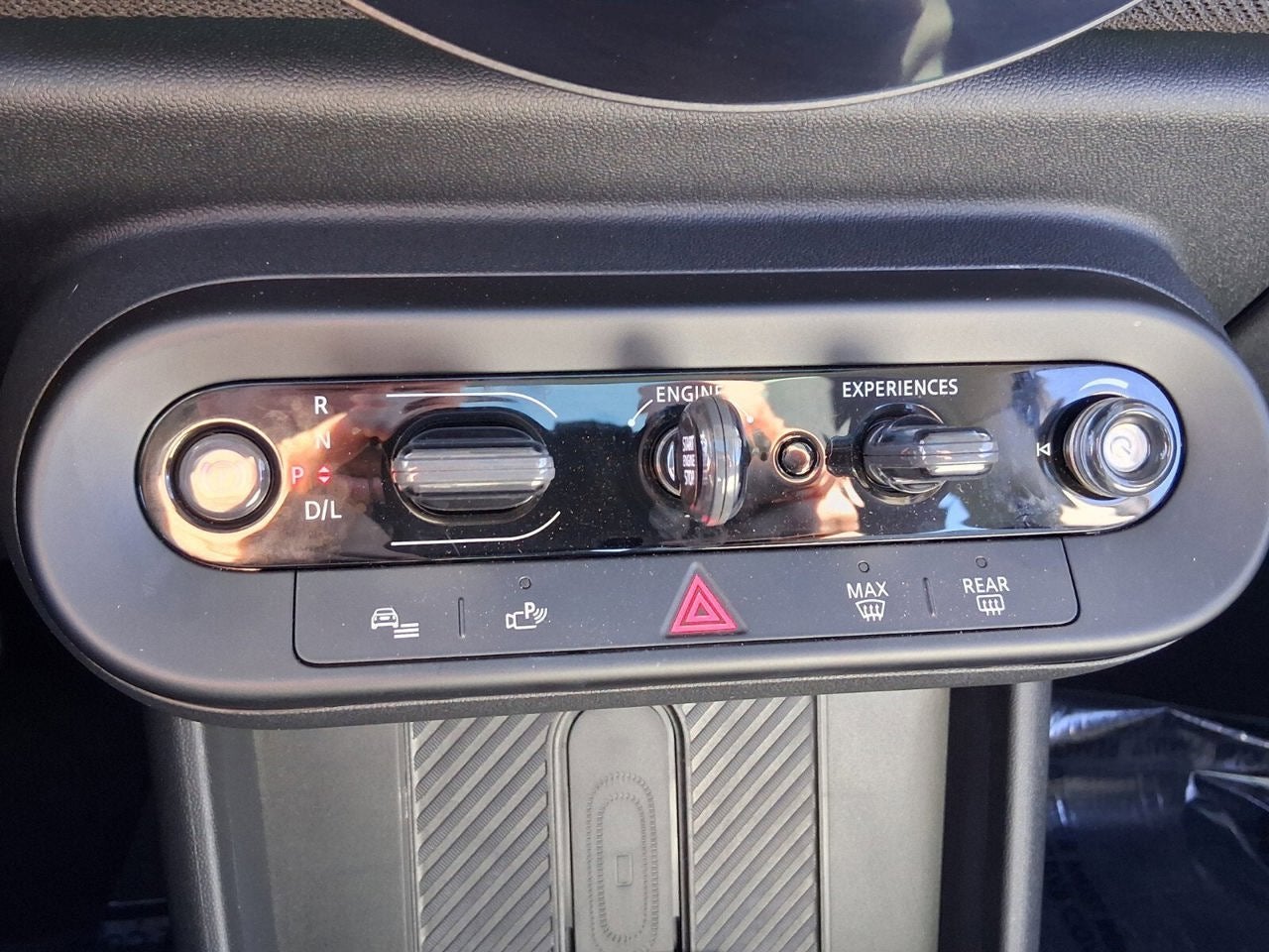 2025 MINI Hardtop 2 Door Iconic