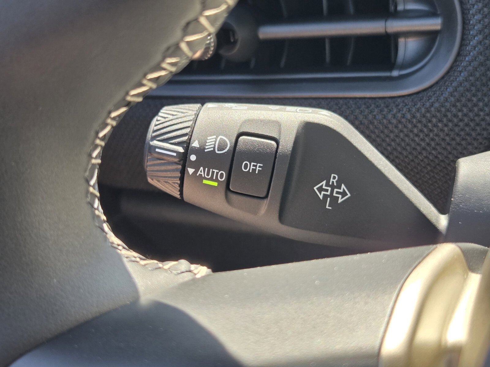 2026 MINI 2 DOOR SIGNATURE PLUS