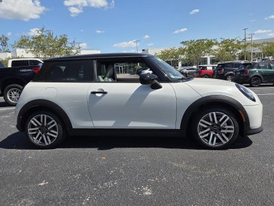 2026 MINI 2 DOOR SIGNATURE PLUS