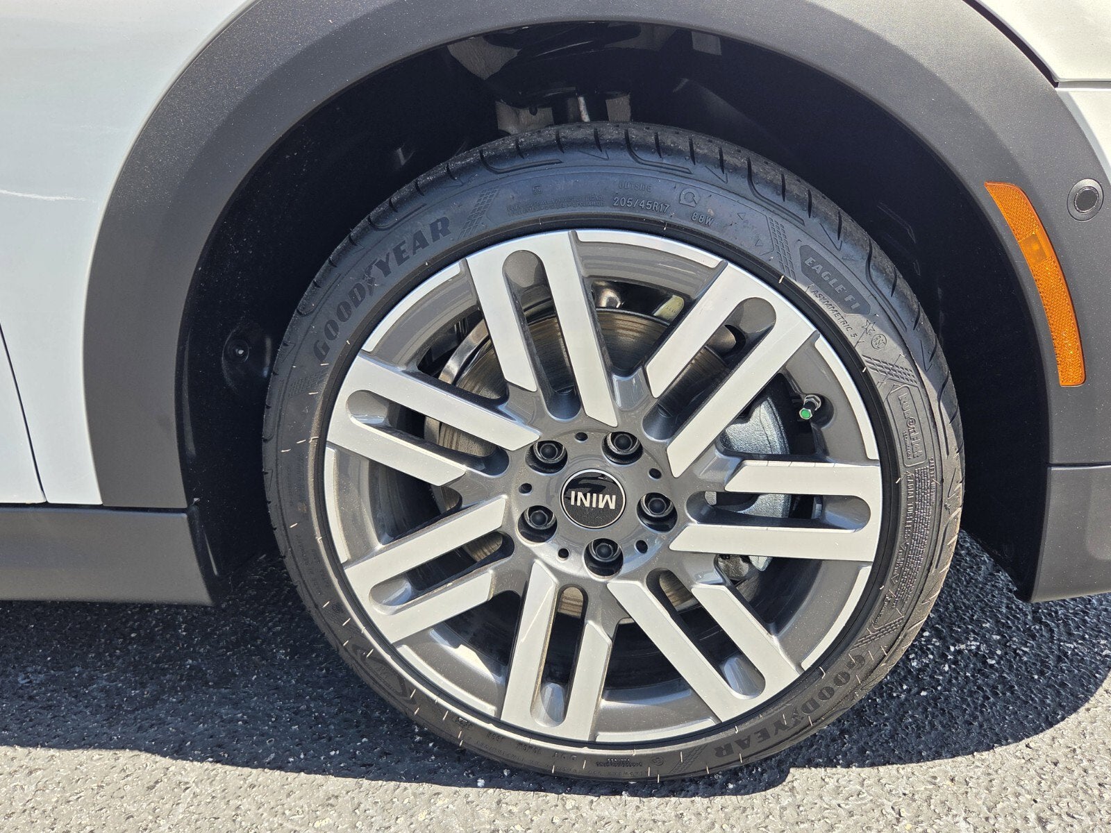 2026 MINI 2 DOOR SIGNATURE PLUS