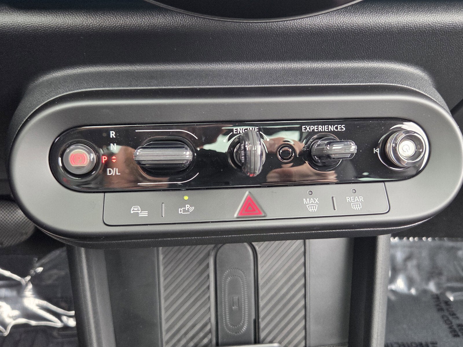 2026 MINI 2 DOOR ICONIC