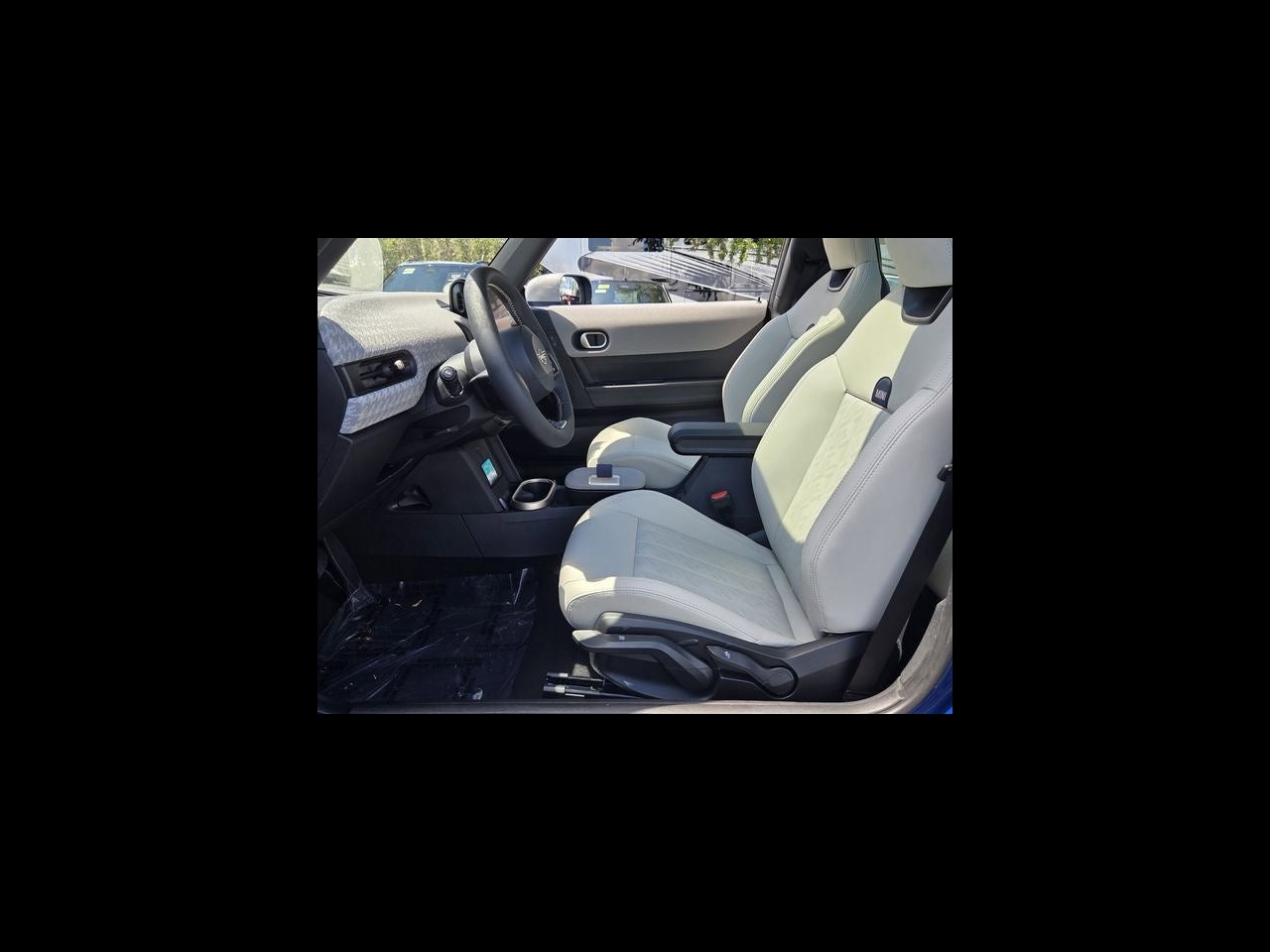 2026 MINI 2 DOOR SIGNATURE PLUS