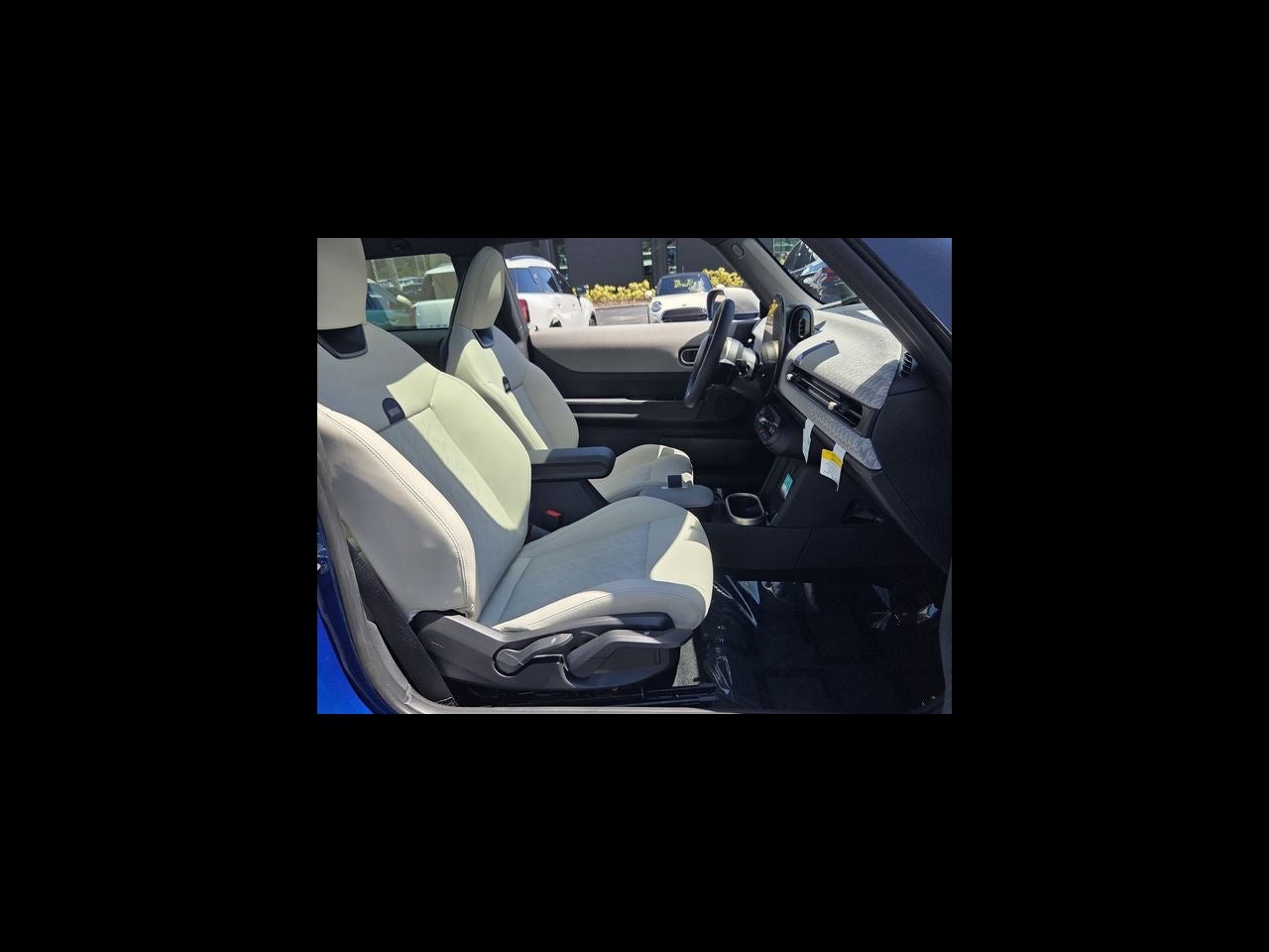 2026 MINI 2 DOOR SIGNATURE PLUS