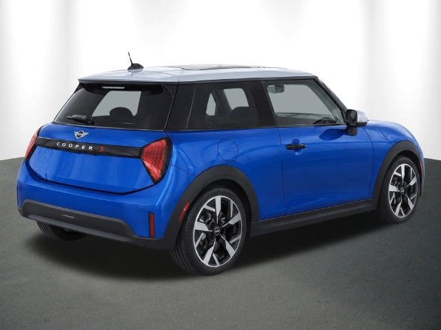 2025 MINI Cooper S Signature Plus
