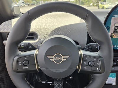 2026 MINI 2 DOOR ICONIC