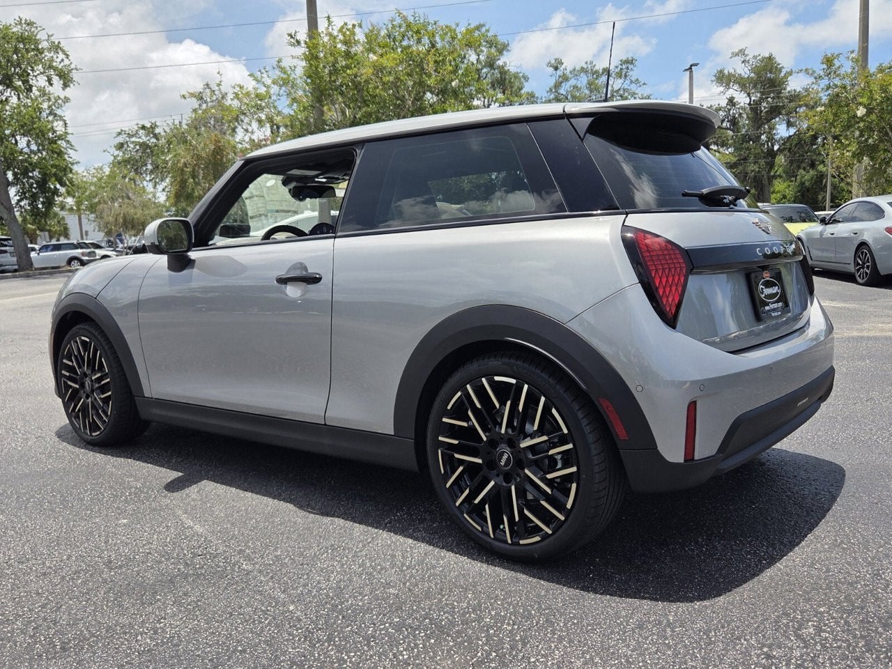 2026 MINI 2 DOOR ICONIC