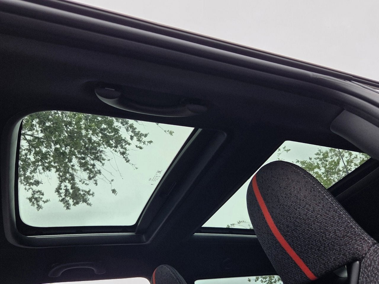 2026 MINI 2 DOOR ICONIC